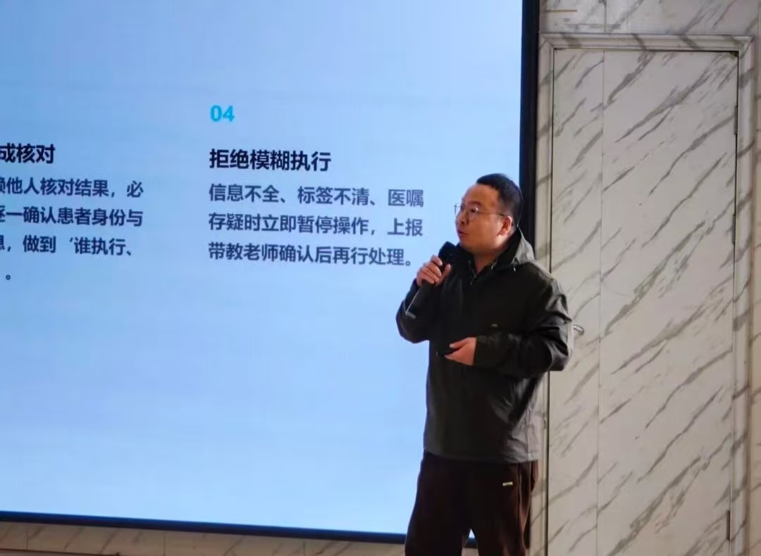 正在上传...