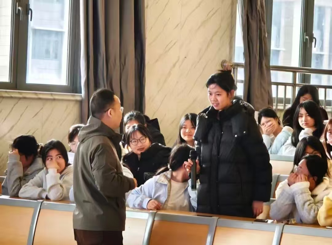 正在上传...