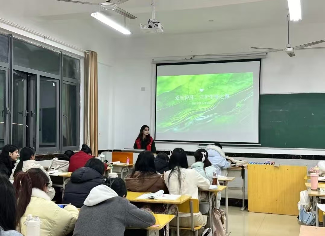 正在上传...