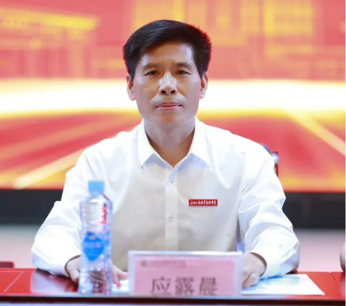正在上传...