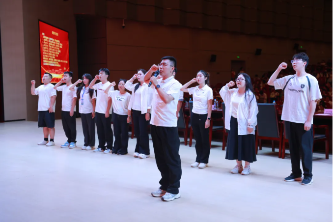 正在上传...